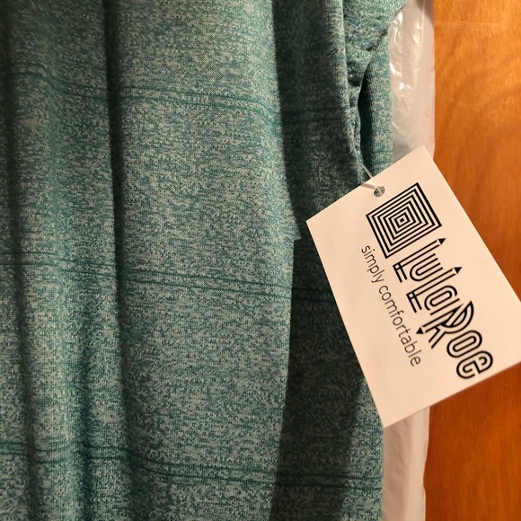 Lularoe - Picture 2 of 2